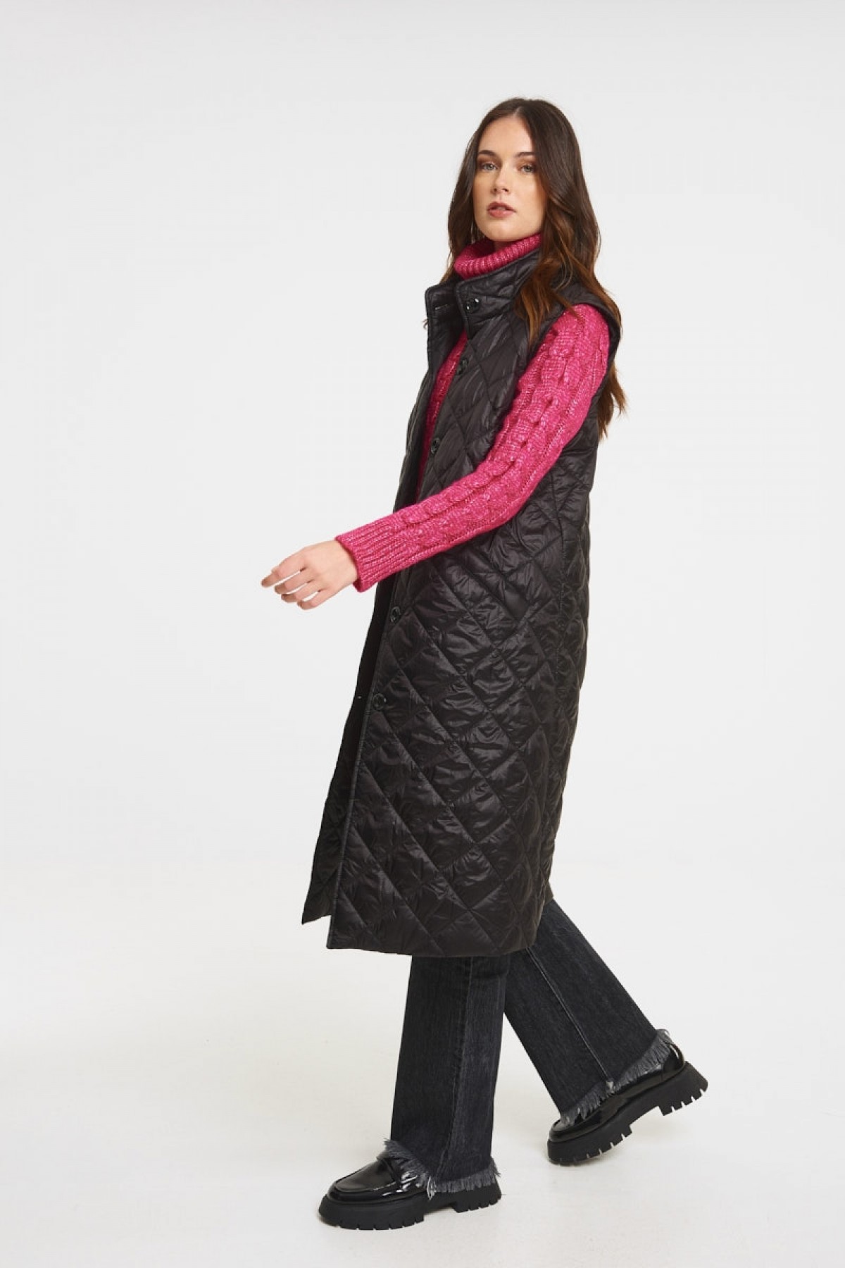 BE YOU LONG PUFFER VEST IN BLACK