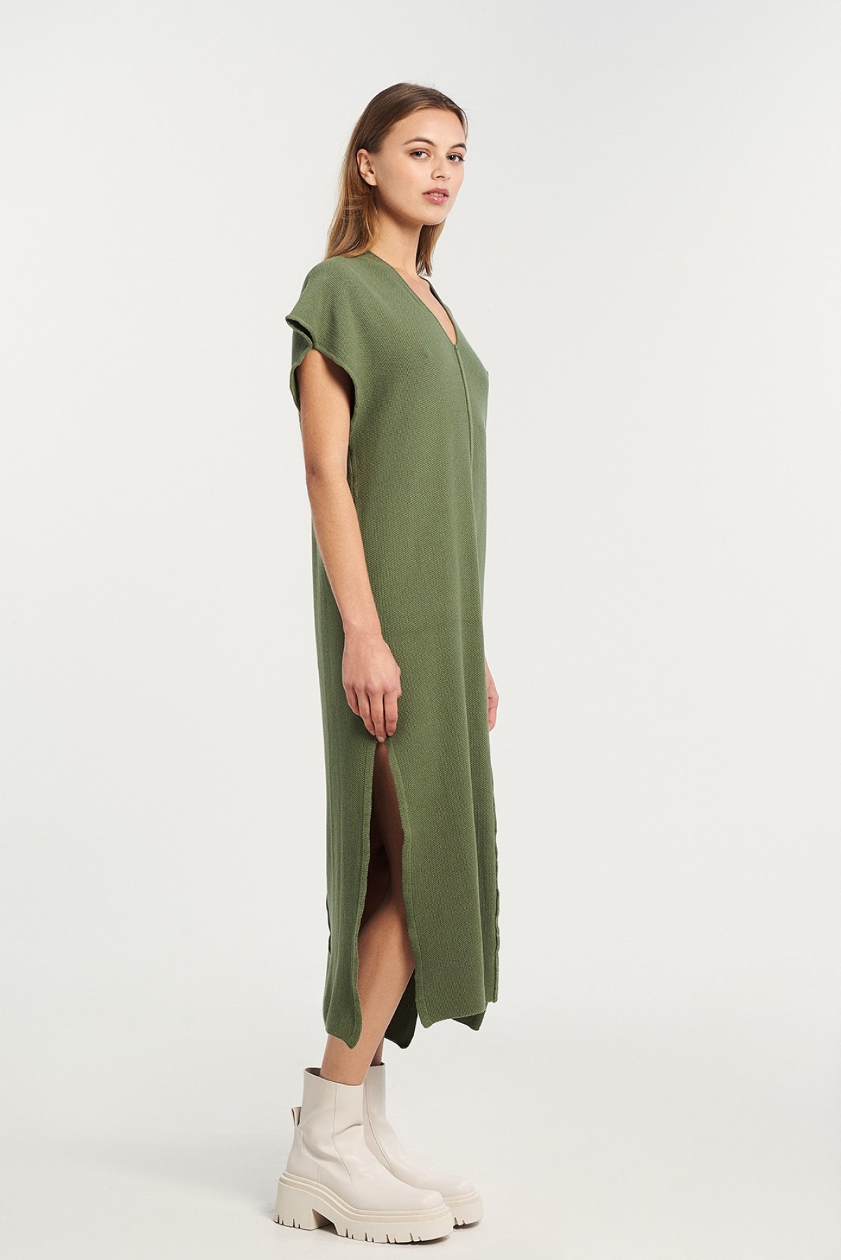 LONG KNIT PIQUE DRESS IN OLIVE GREEN