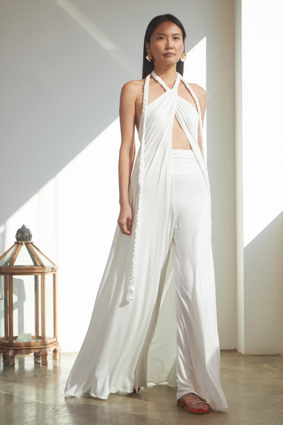 BAMBOO WIDE LEG TROUSERS IN OFF WHITE