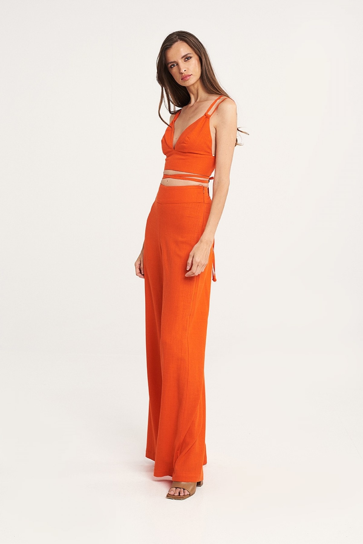 WIDE LEG LINEN TROUSERS IN CORAL RED