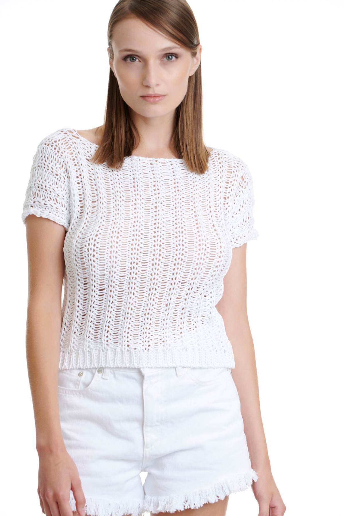 WHITE KNITTED TOP